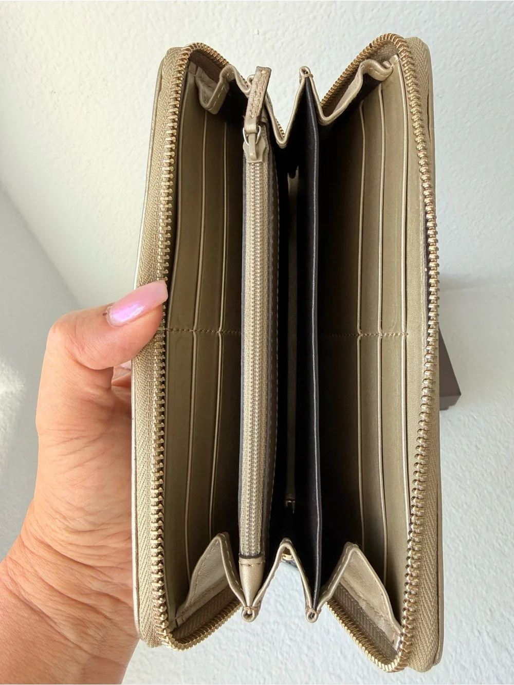 Gucci Microguccissima Metallic Gold Zip Around Wallet w/ Box